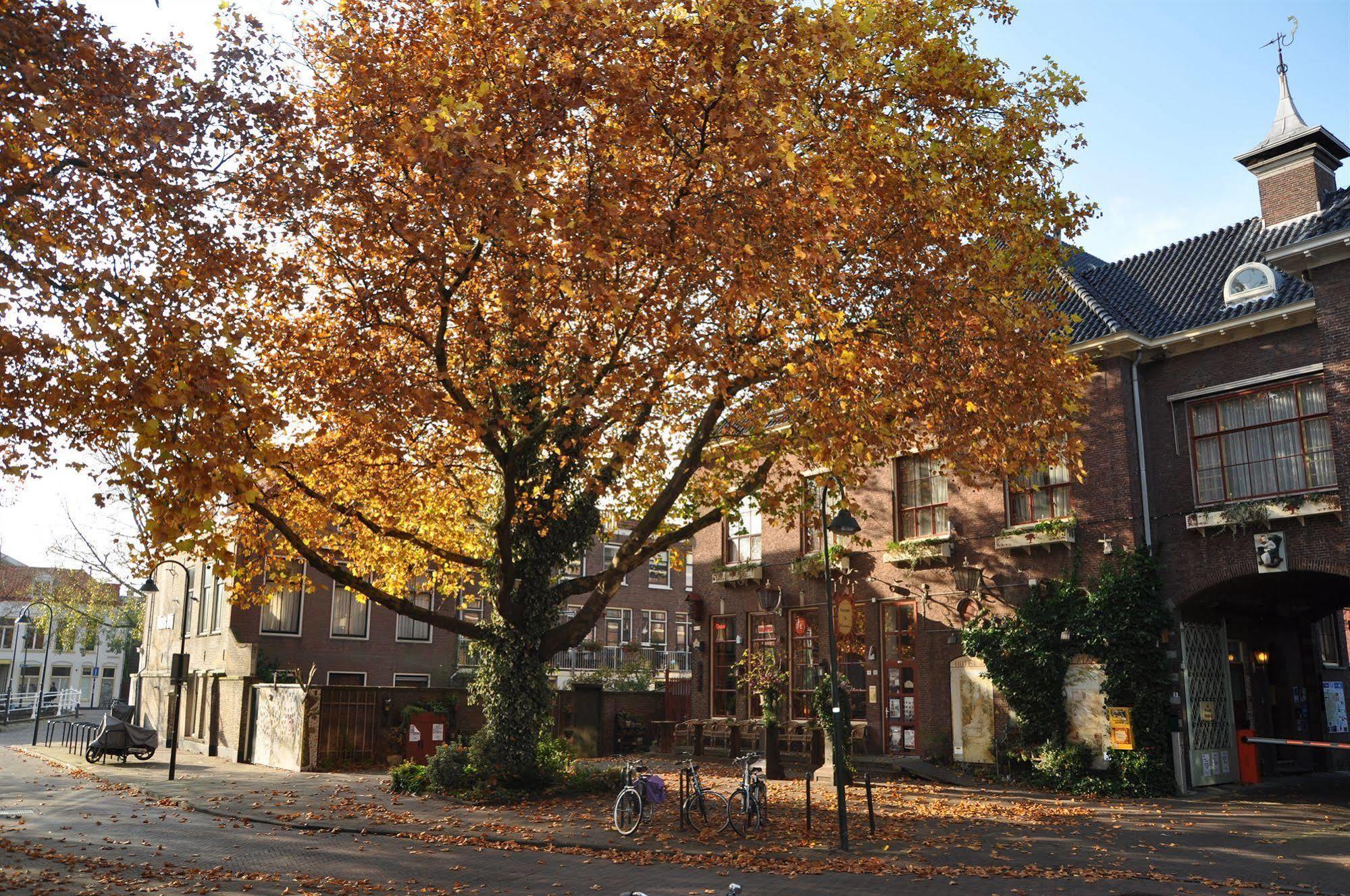 Hotel De Plataan Delft Centrum Eksteriør bilde